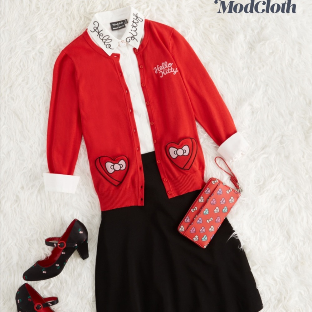 MODCLOTH HELLO KITTY CARDIGAN